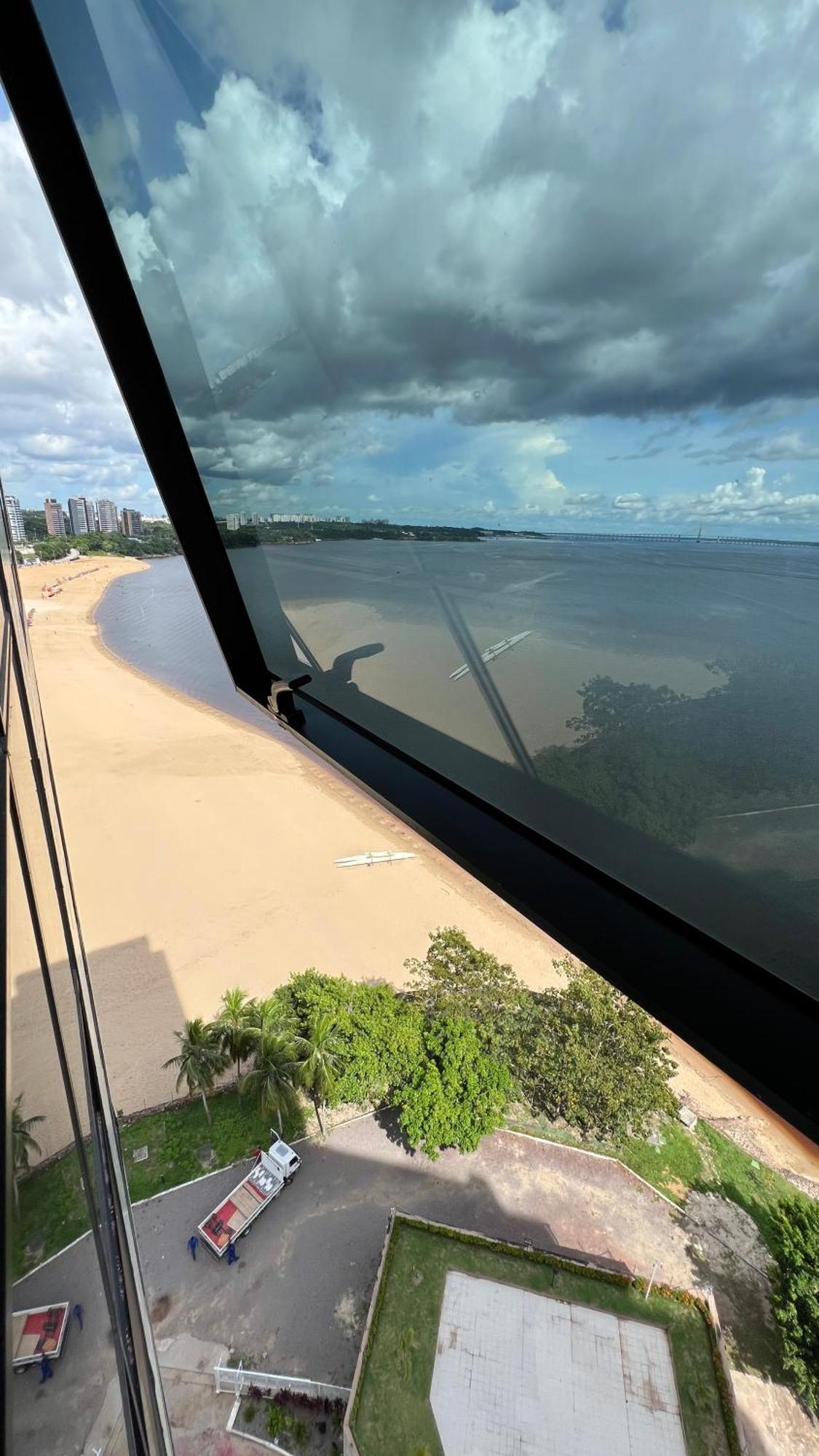 Flat No Condominio Do Edificio Tropical Executive E Residence Com Vista Para O Rio Манаус Экстерьер фото